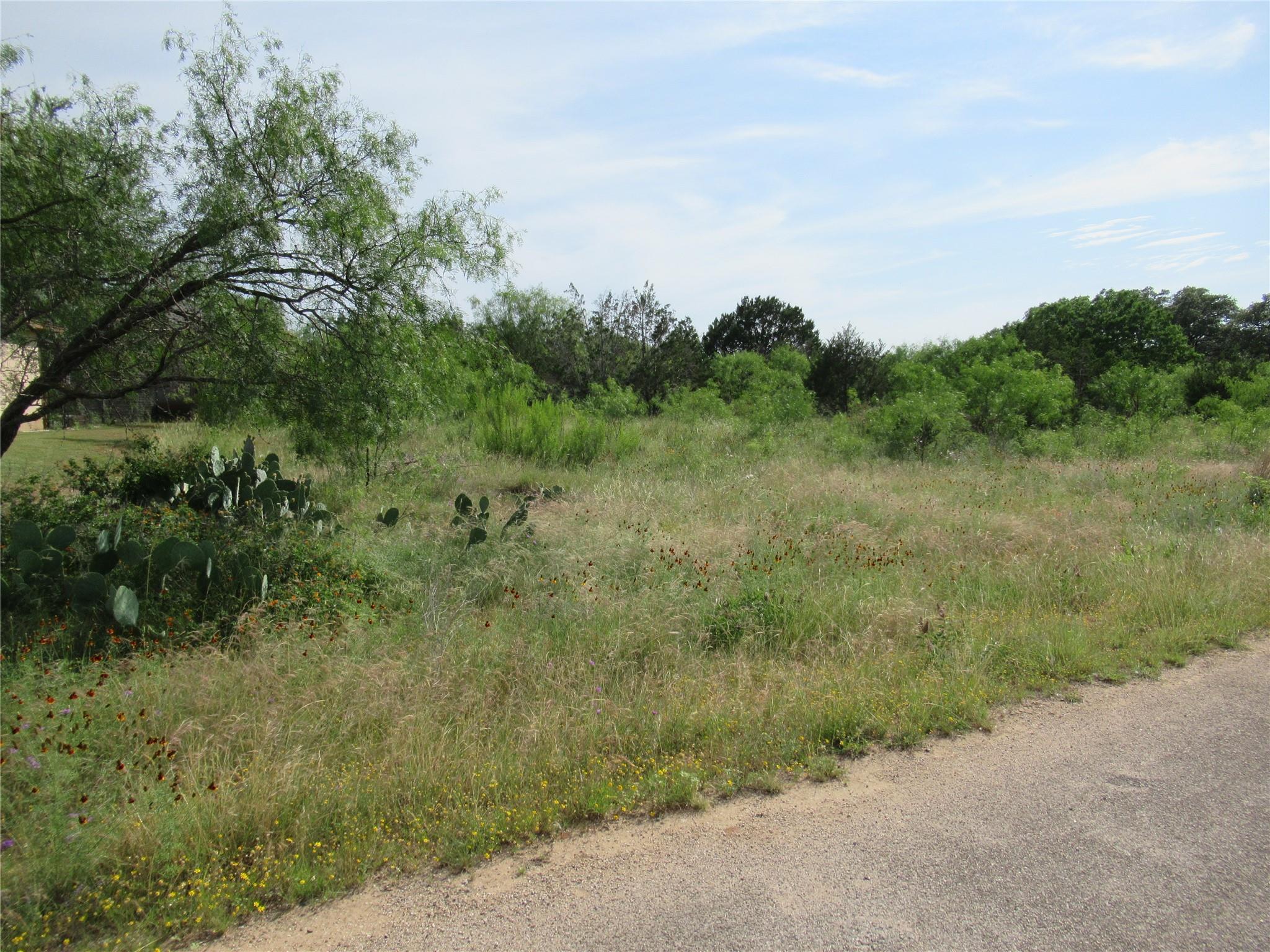 22030 Redbird DR