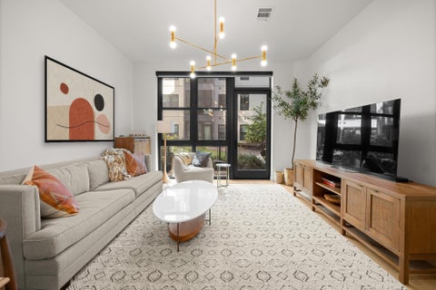 Tiny photo for 800 Embassy DR #124, Austin, TX 78702 (MLS # 3988588)