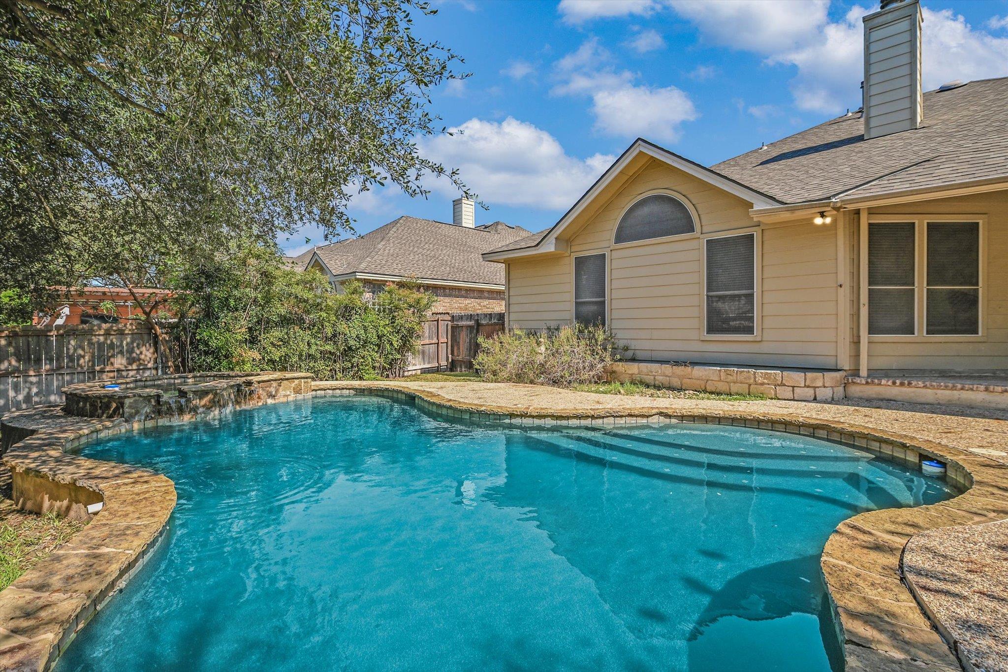 1504 Laurel Oak LOOP