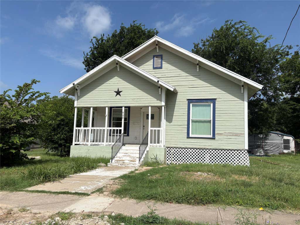 Photo of 920 S 33rd ST, Temple, TX 76504 (MLS # 1211906)