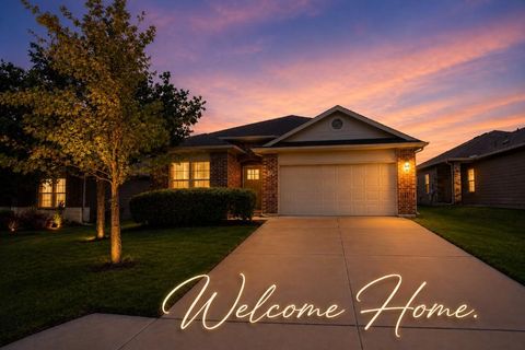 Photo of 457 Galway Bay LN, Georgetown, TX 78626 (MLS # 8584132)