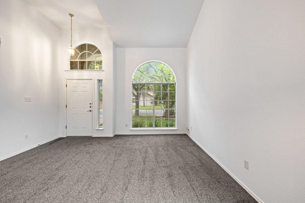 Photo of 4416 Campo Verde DR, Austin, TX 78749 (MLS # 1113677)