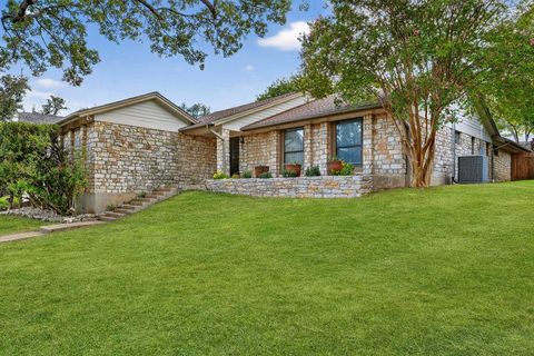 Tiny photo for 2202 Cypress PT E, Austin, TX 78746 (MLS # 9876075)
