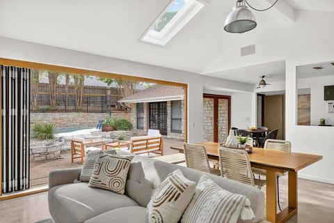 Tiny photo for 2202 Cypress PT E, Austin, TX 78746 (MLS # 9876075)