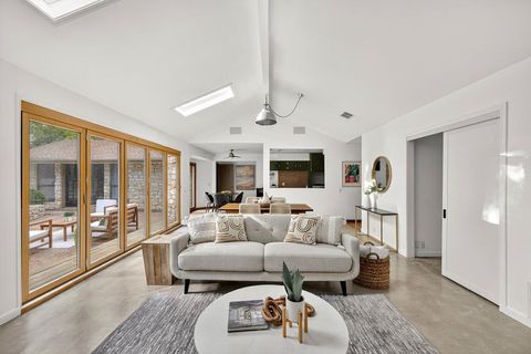 Tiny photo for 2202 Cypress PT E, Austin, TX 78746 (MLS # 9876075)