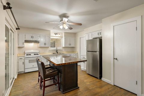 Tiny photo for 7514 Uray DR, Austin, TX 78724 (MLS # 9619381)