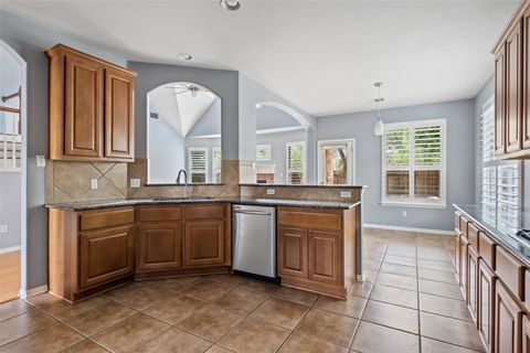Tiny photo for 908 Golden Palomino CT, Austin, TX 78732 (MLS # 2495509)