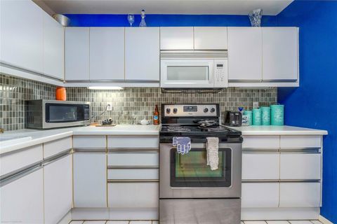 Tiny photo for 40 N Interstate 35 Highway #6C1, Austin, TX 78701 (MLS # 4080870)