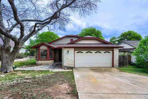 Photo of 13113 BILLIEM DR, Austin, TX 78727 (MLS # 5731667)