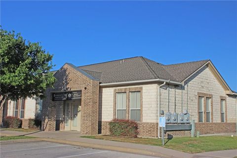 Photo of 600 Round Rock West DR #401, Round Rock, TX 78681 (MLS # 6888716)