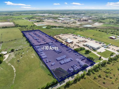 11528 Old Lockhart RD Buda TX 78747