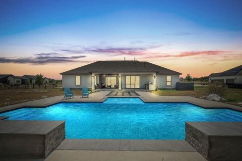 104 Rolling Hills CT Spicewood TX 78669