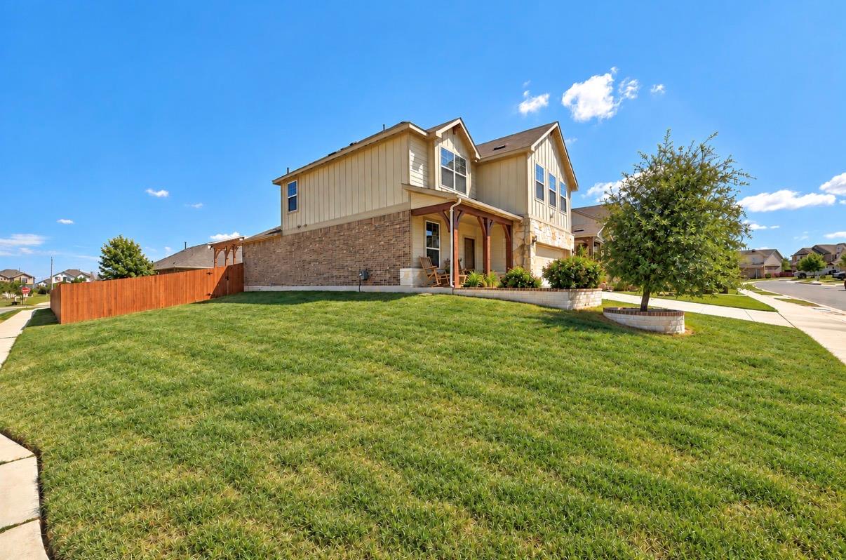 111 Bayberry CIR