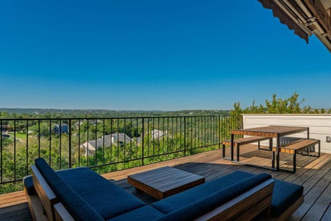 Photo of 1314 Falcon Ledge DR #213, Austin, TX 78746 (MLS # 9717005)