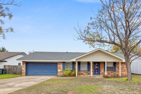 Photo of 3910 HILLSIDE DR, Round Rock, TX 78681 (MLS # 8306818)