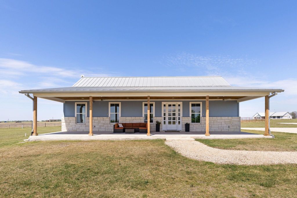 Photo of 22001 Fm 971, Granger, TX 76530 (MLS # 5184317)