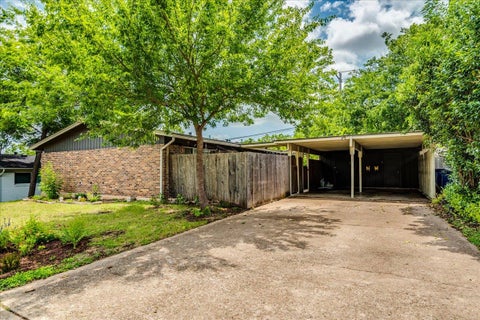 Photo of 1417 Braes Ridge DR #B, Austin, TX 78723 (MLS # 4113660)