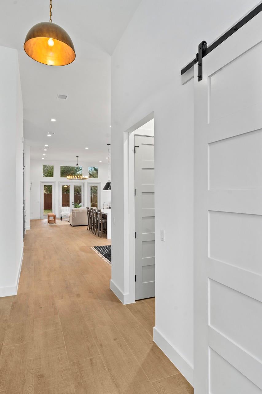 21408 Lakefront DR
