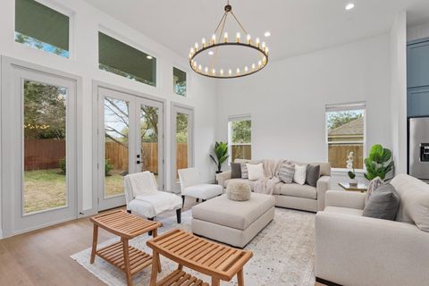 Tiny photo for 21408 Lakefront DR, Lago Vista, TX 78645 (MLS # 4902566)