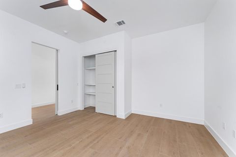 Tiny photo for 21408 Lakefront DR, Lago Vista, TX 78645 (MLS # 4902566)
