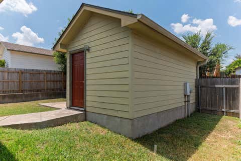 Tiny photo for 5900 Pinon Vista DR, Austin, TX 78724 (MLS # 9642856)