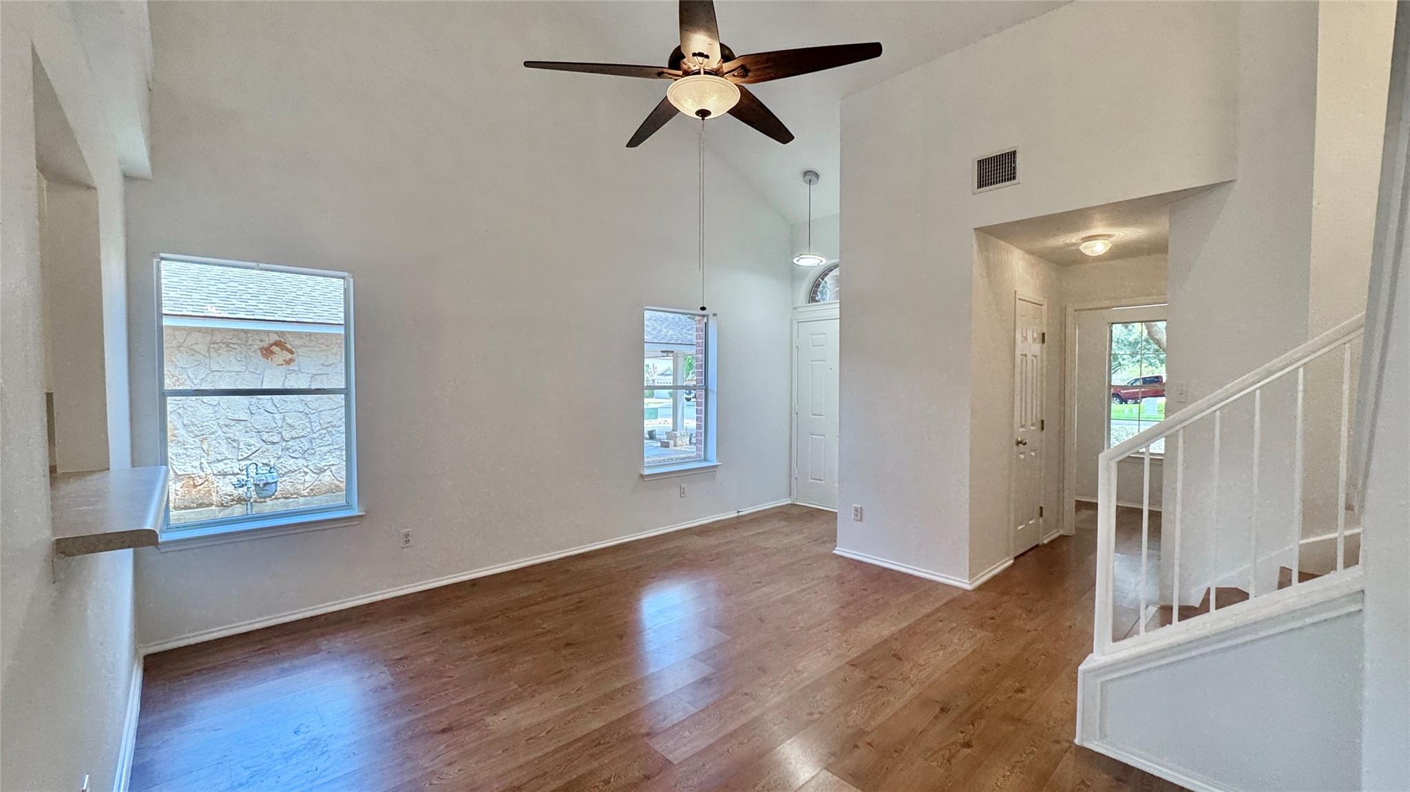 1402 Molson Lake DR