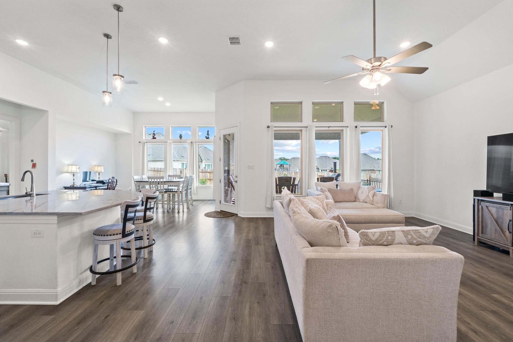 271 Tubman DR