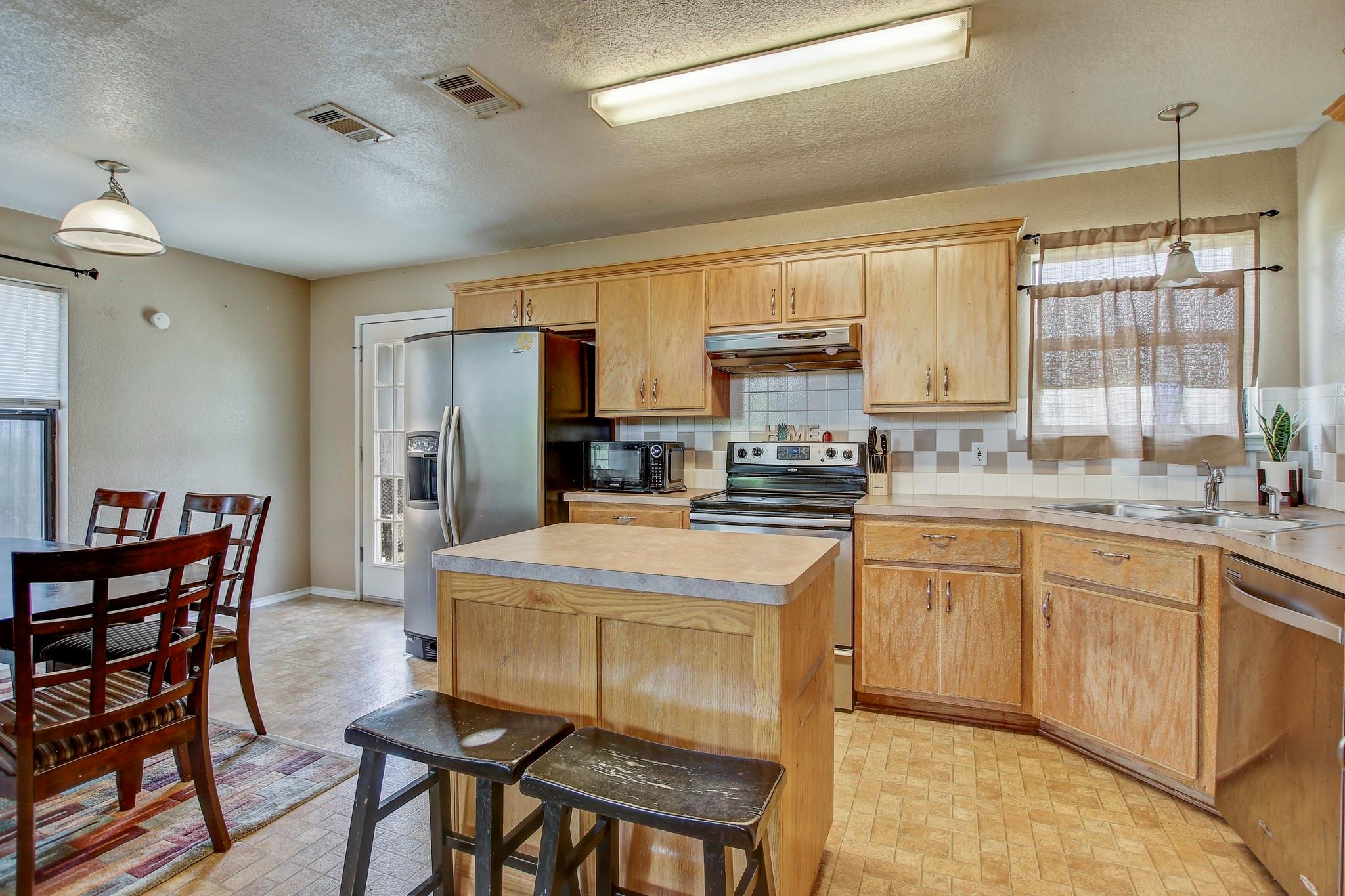 302 Sumac TRL