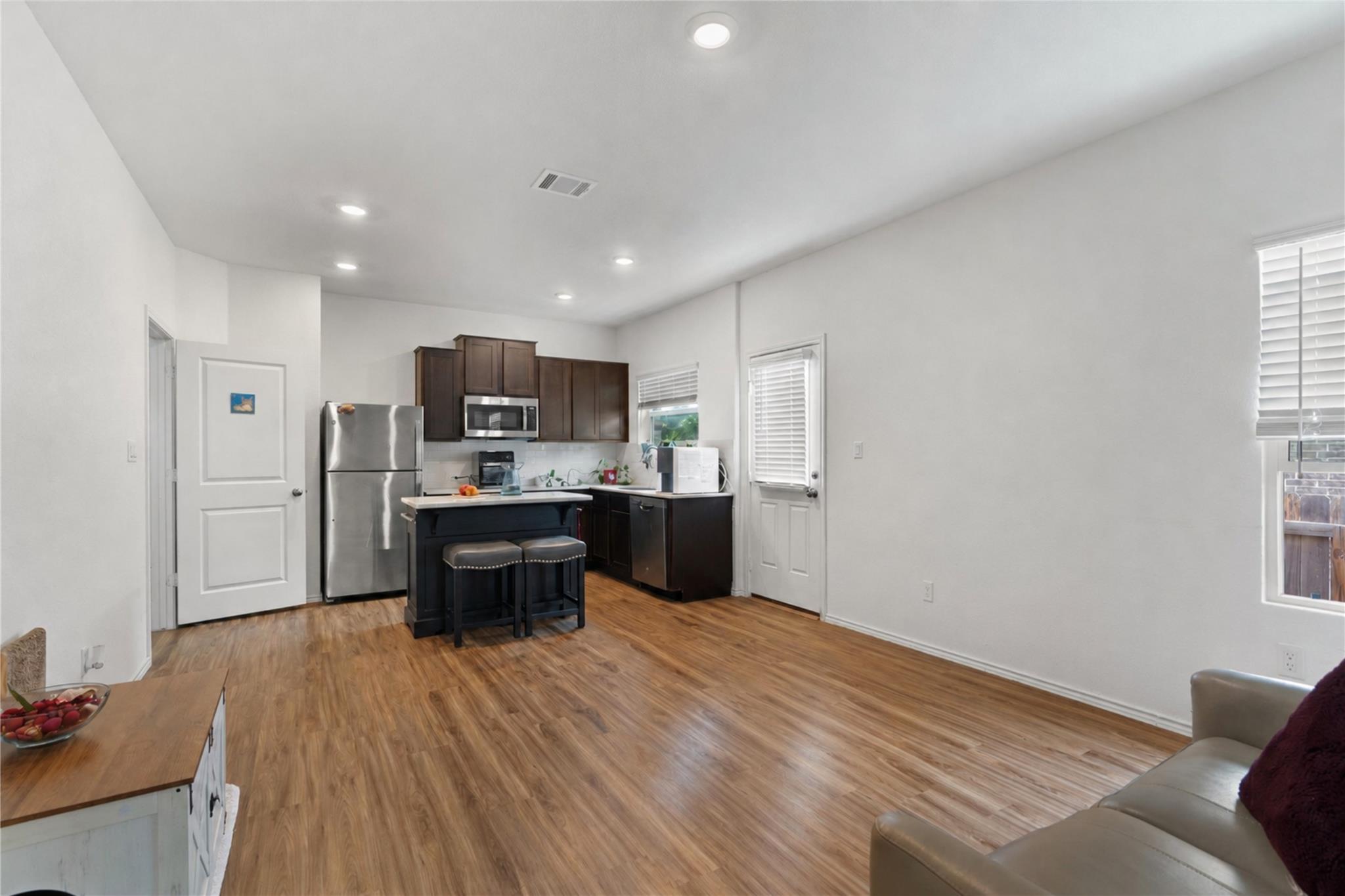 832 Mallow RD