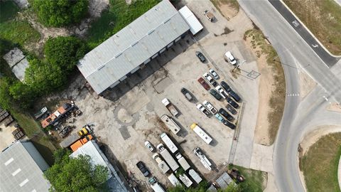 5225 E Cesar Chavez ST Austin TX 78702