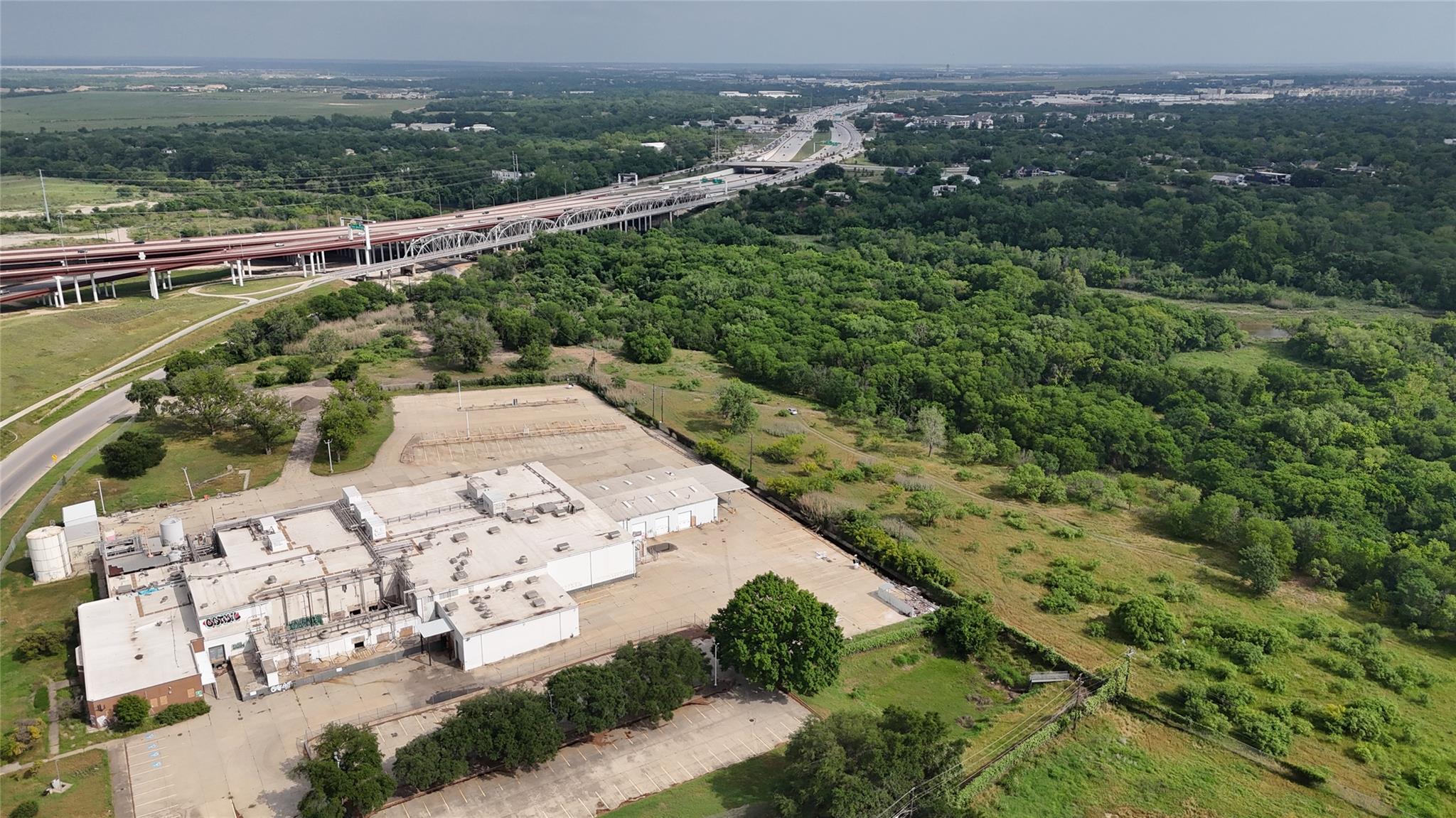 5225 E Cesar Chavez ST