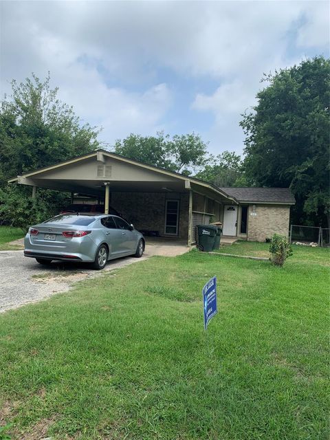 Photo of 413-415 Live Oak ST #A & B, Kyle, TX 78640 (MLS # 8344426)