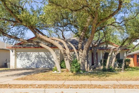 Photo of 1102 Fossil CV, Round Rock, TX 78681 (MLS # 3334452)