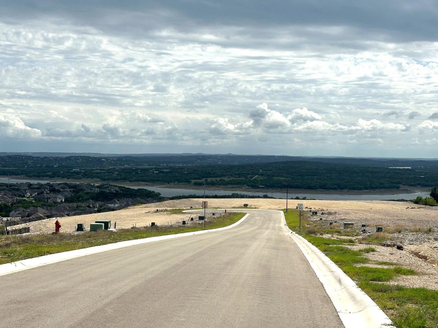 8020 Rosso Blanket DR