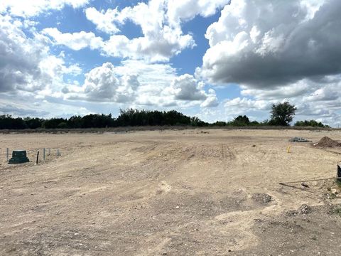 Photo of 8020 Rosso Blanket DR, Lago Vista, TX 78645 (MLS # 1289040)