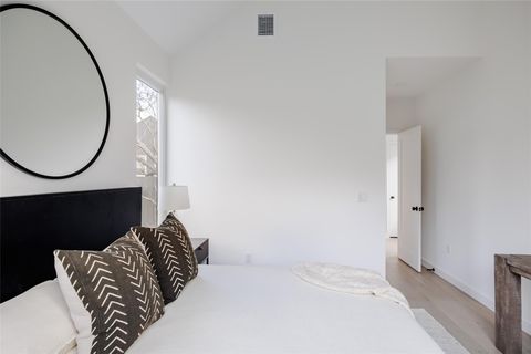 Tiny photo for 3209 Dolphin Dr Dr #2, Austin, TX 78704 (MLS # 4981355)