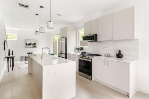 Tiny photo for 3209 Dolphin Dr Dr #2, Austin, TX 78704 (MLS # 4981355)