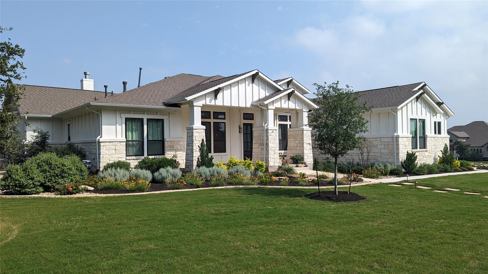 801 Unity DR