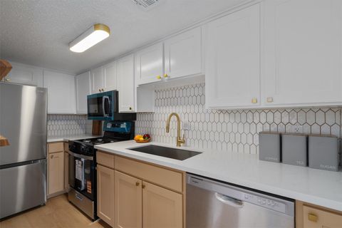 Tiny photo for 1800 Lavaca ST #A613, Austin, TX 78701 (MLS # 7046622)