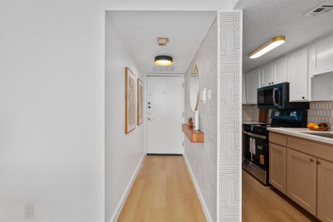 Tiny photo for 1800 Lavaca ST #A613, Austin, TX 78701 (MLS # 7046622)