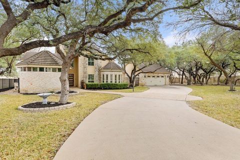 Photo of 36 Cottondale RD, The Hills, TX 78738 (MLS # 4533189)