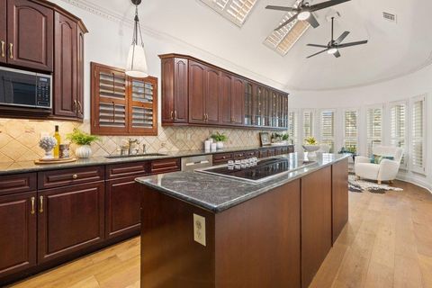 Tiny photo for 36 Cottondale RD, The Hills, TX 78738 (MLS # 4533189)