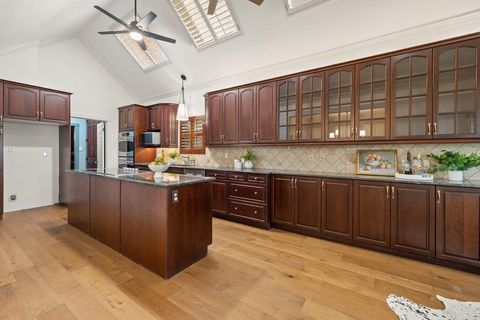 Tiny photo for 36 Cottondale RD, The Hills, TX 78738 (MLS # 4533189)