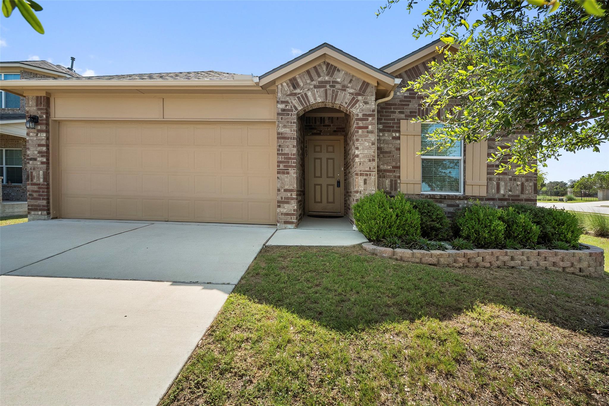 1407 Brashear CT