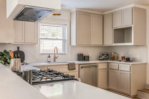 Tiny photo for 3801 Avenue H, Austin, TX 78751 (MLS # 8926694)