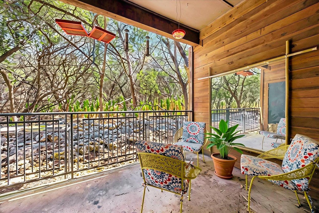 Photo of 4711 Spicewood Springs RD #3-114, Austin, TX 78759 (MLS # 4335363)