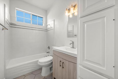 Tiny photo for 7 Tourney CV, The Hills, TX 78738 (MLS # 6161799)