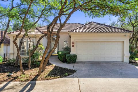 Photo of 7 Tourney CV, The Hills, TX 78738 (MLS # 6161799)