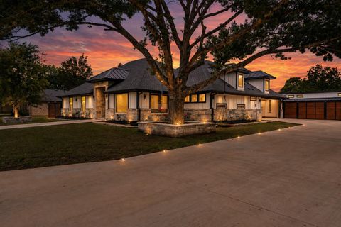 Photo of 50206 Eagle Trace DR, Georgetown, TX 78626 (MLS # 7701606)