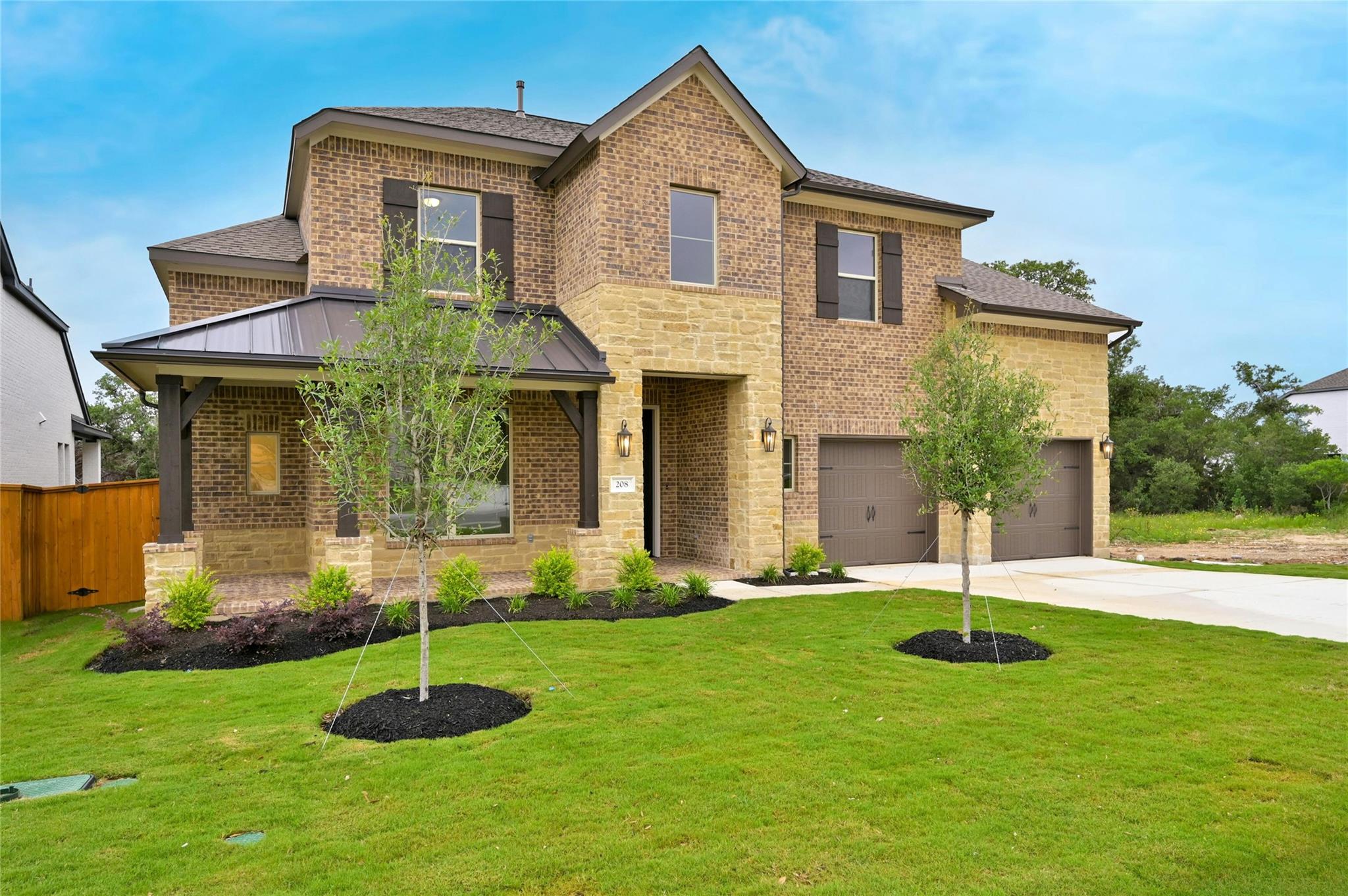 208 Barnstorm LN